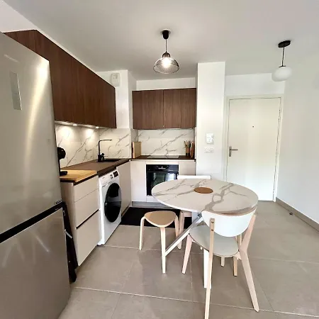 Rooftop Pool * Villeneuve-Loubet